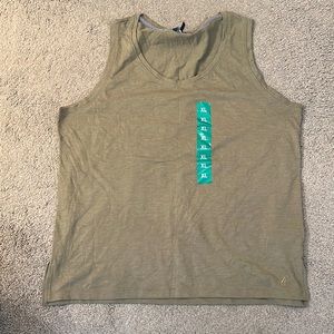 4 for $20 🌺 NWT tank